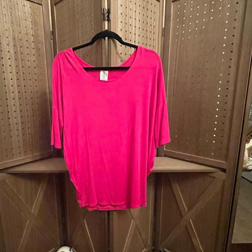 Agnes & Dora pink Dolman tunic size M.